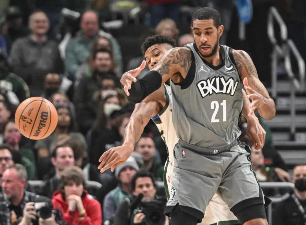 心球员的发 心球员的发